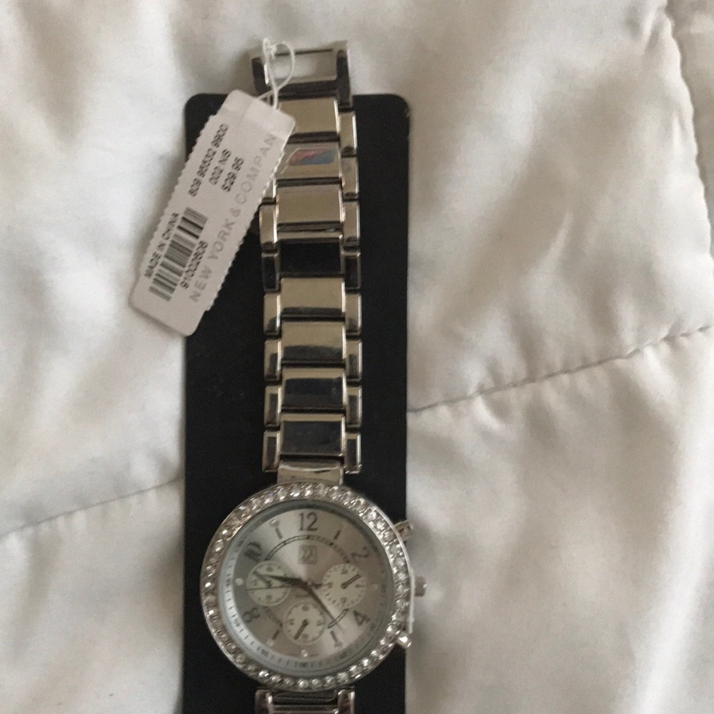 NWT NY&C Watch